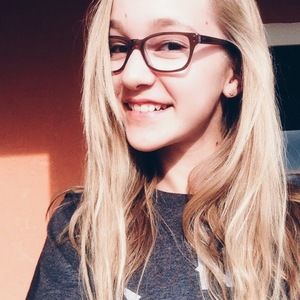 Meet your Posher, Ansley